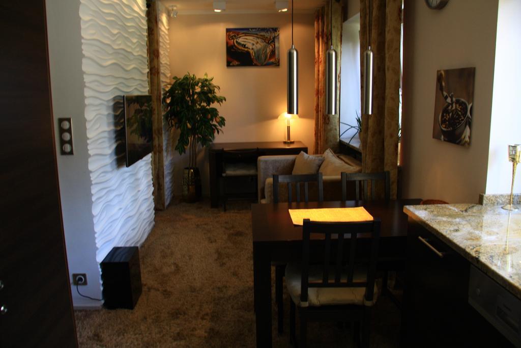 Old Muranow Apartment By Warsawresidence Group Eksteriør billede